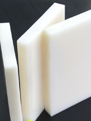 POM (Polyoxymethylene)